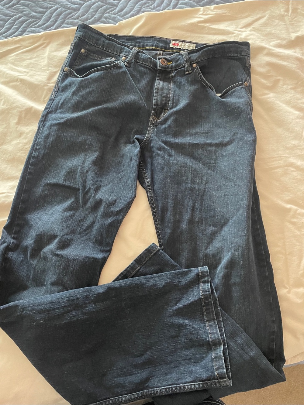Wrangler Men's Dark Blue Slim Straight Jeans